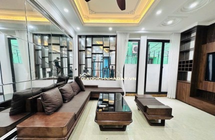 BÁN NHÀ CẦU GIẤY - BA GÁC ĐỖ CỬA, 41M2 - 6 TẦNG ĐẸP, FULL NỘI THẤT, GIÁ 9,8 TỶ